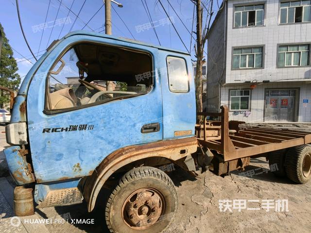 福田时代4×2平板运输车