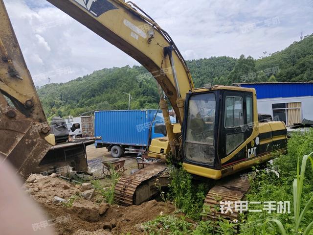 卡特彼勒320B挖掘机
