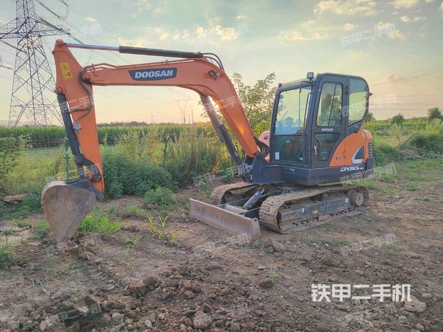 斗山DX60E-9CN挖掘机