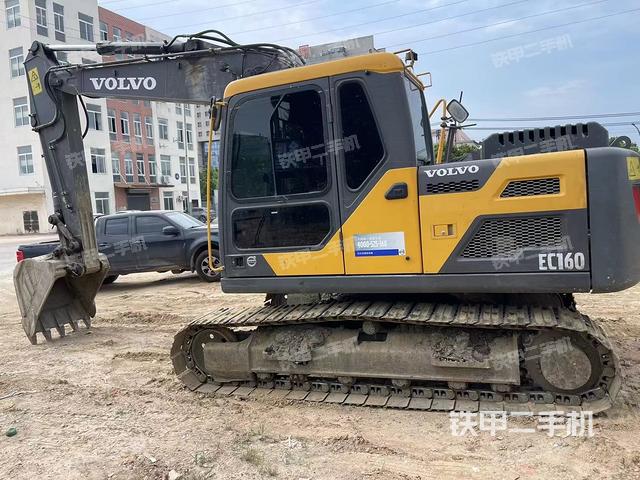 沃尔沃EC120D挖掘机
