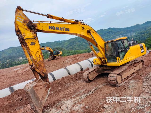 小松PC300-7挖掘机