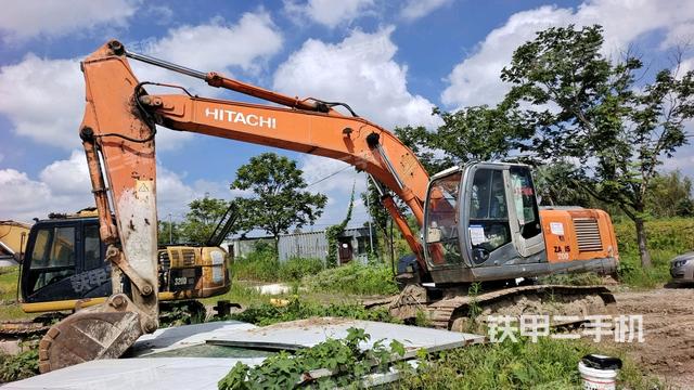日立ZX200-3挖掘机