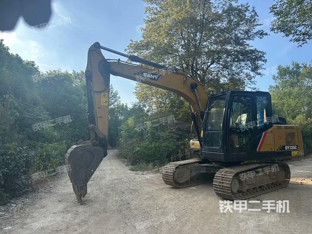 三一重工SY125C挖掘机