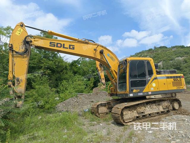山东临工E6210F挖掘机