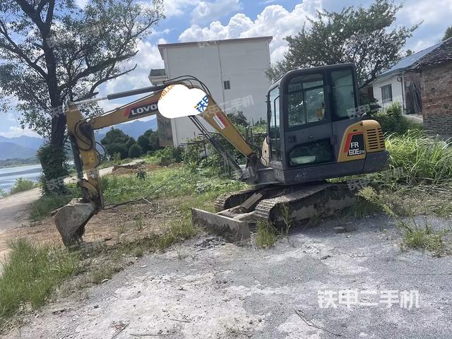 雷沃重工FR60E-H挖掘机