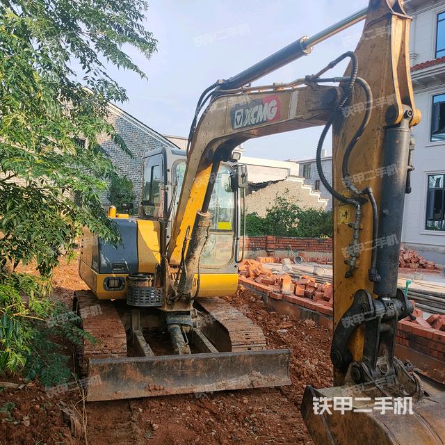 徐工XE60D挖掘机