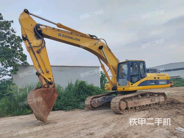 中联重科ZE360E-9挖掘机