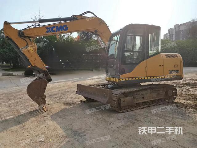 徐工XE75D挖掘机