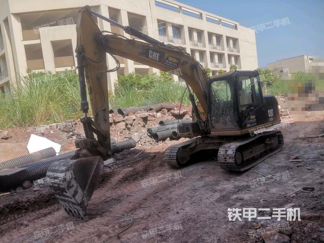 卡特彼勒CAT®313D2 GC 小型液压挖掘机