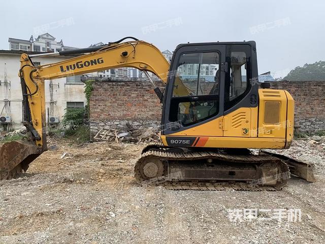 柳工CLG9075E挖掘机