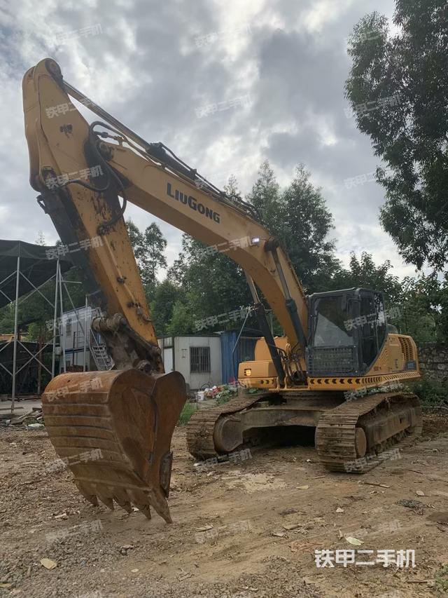 柳工CLG933E挖掘机