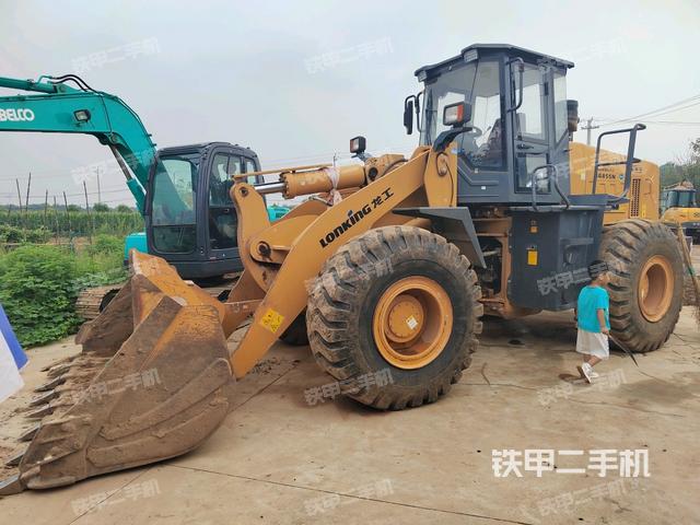 龙工LG855N装载机