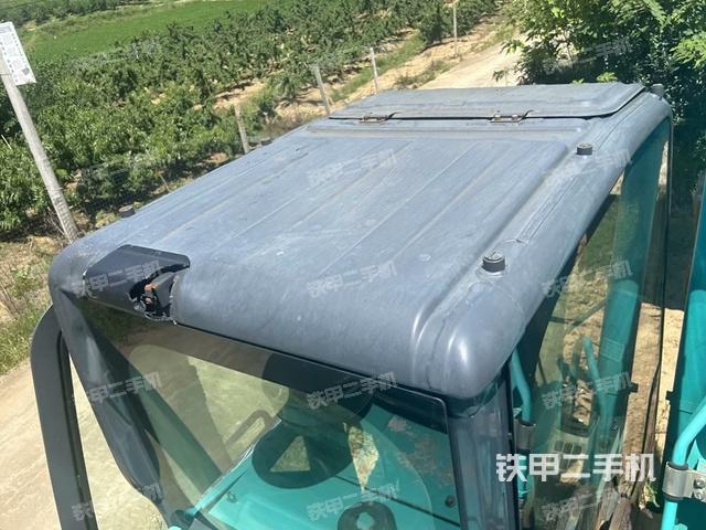 駕駛室頂部俯視（上車部件）