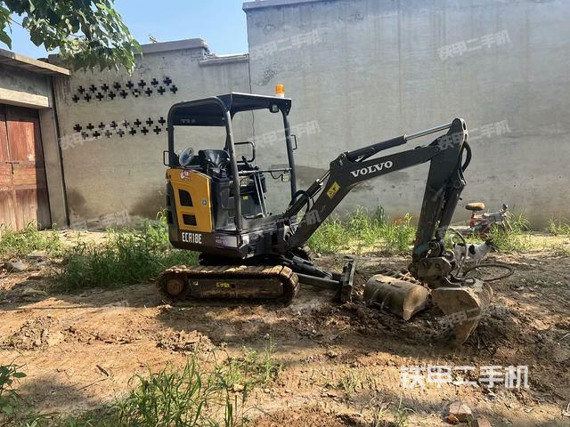 沃尔沃EC18D挖掘机