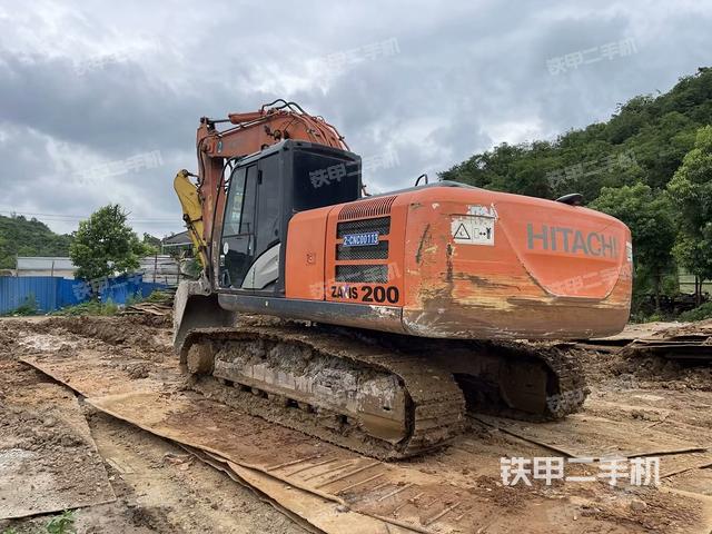 日立ZX200-5G挖掘机