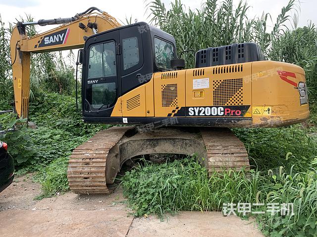 三一重工SY200C挖掘机