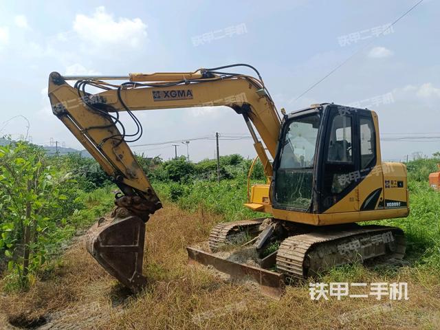 厦工XG809F挖掘机