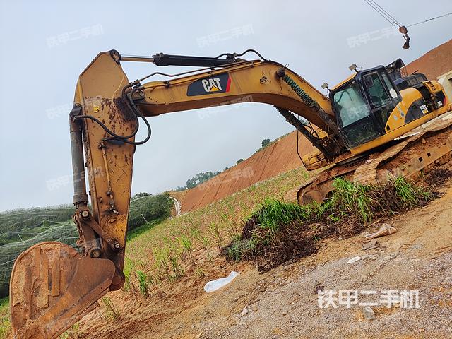 卡特彼勒330D液压挖掘机