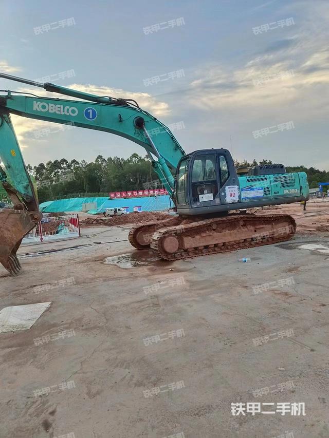 神钢SK350LC-8挖掘机