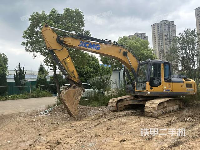 徐工XE200DA挖掘机