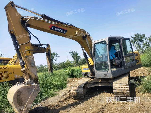 雷沃重工FR170E2挖掘机