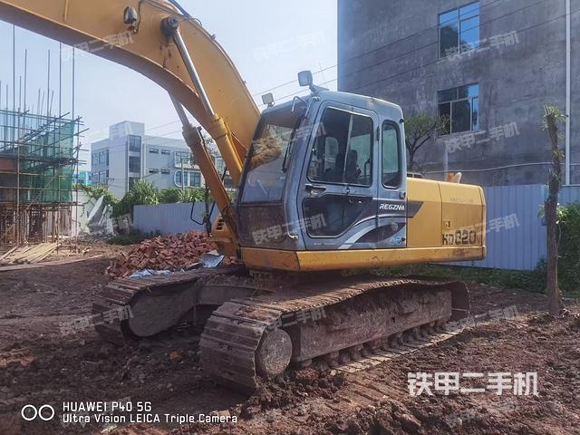 加藤HD820V挖掘机