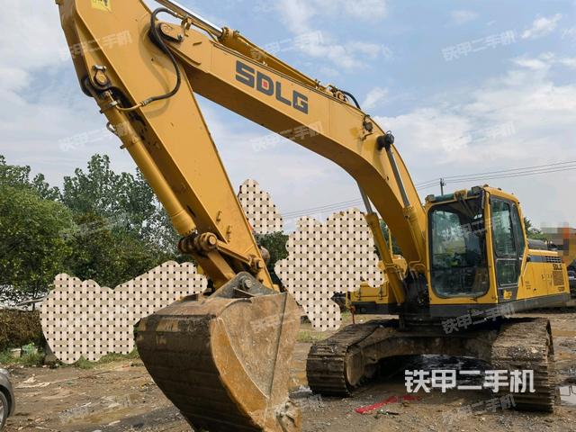 山东临工E6250F挖掘机