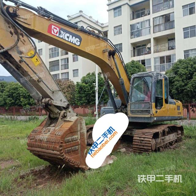 徐工XE270DK挖掘机