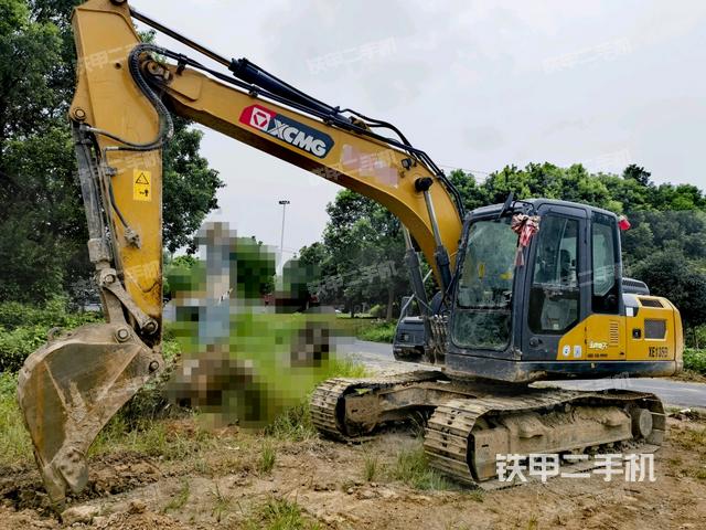 徐工XE135D挖掘机
