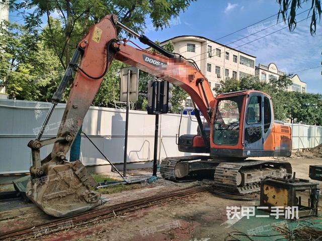 斗山DX150LC-9C挖掘机