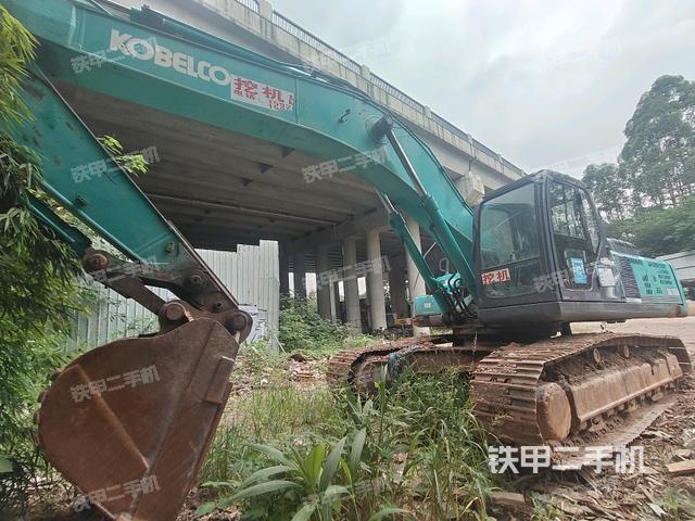 神钢SK350LC-8挖掘机