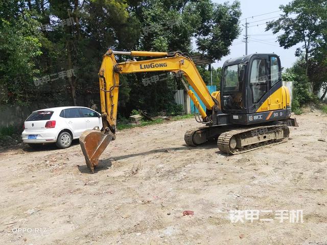 柳工CLG906D挖掘机