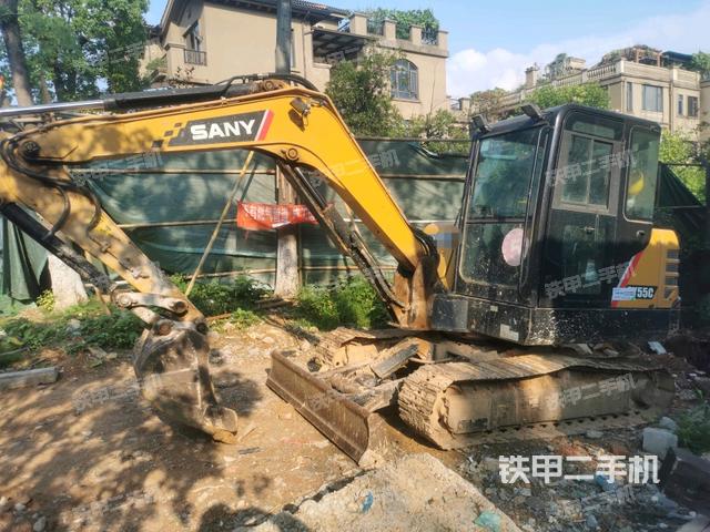 三一重工SY55C挖掘机