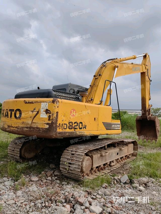 加藤HD820R挖掘机