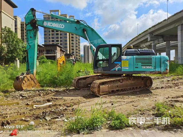 神钢SK350LC-10挖掘机