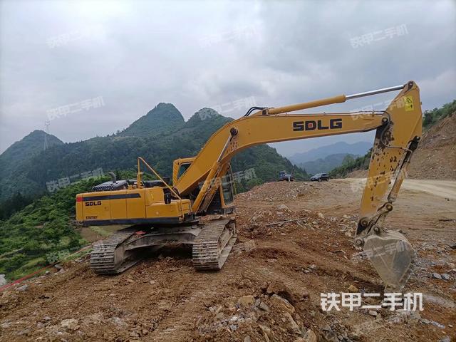 山东临工E6250F挖掘机