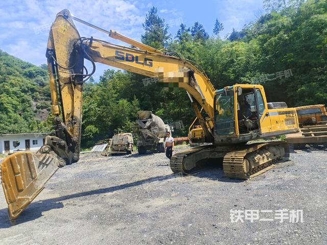 山东临工E6210F挖掘机
