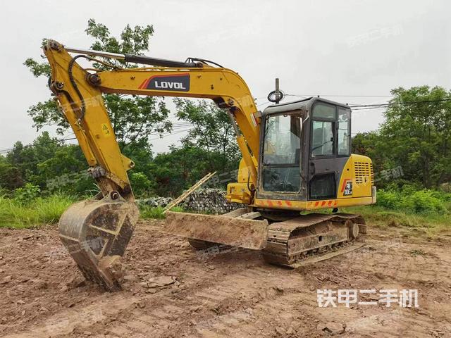 雷沃重工FR80E挖掘机
