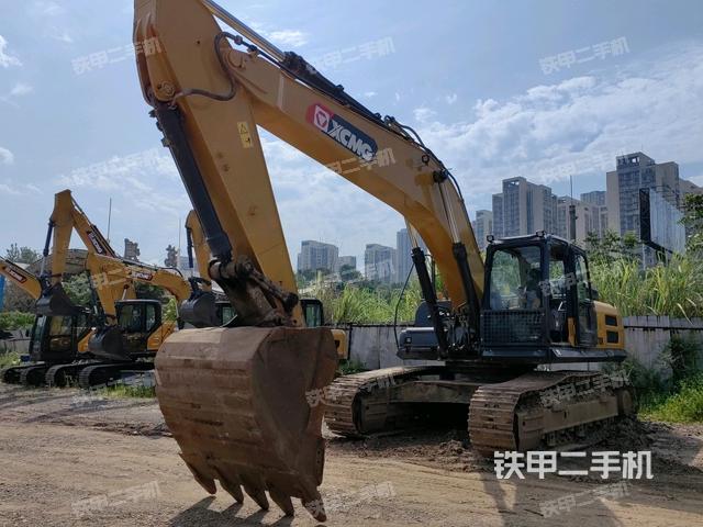 徐工XE335DK挖掘机