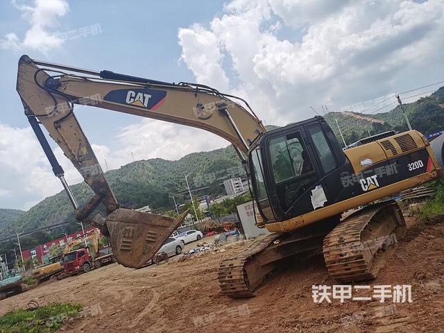 卡特彼勒320D液压挖掘机