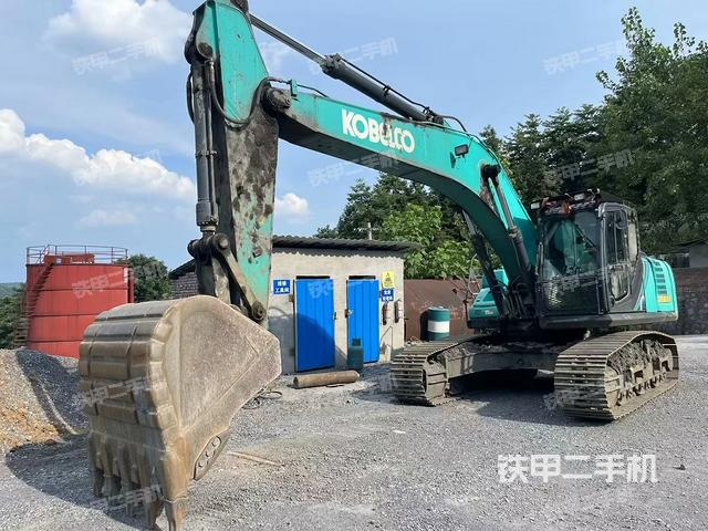神钢SK270XD-10挖掘机