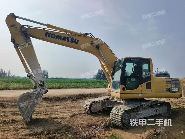 小松PC200-8M0挖掘机