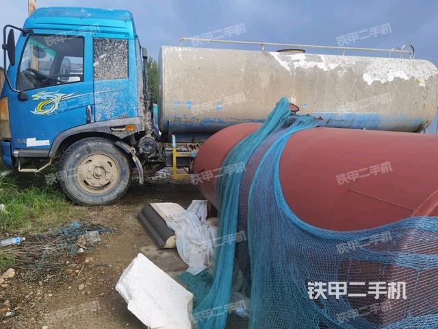 东风牌EQ1110SJ8BDC矿用洒水车