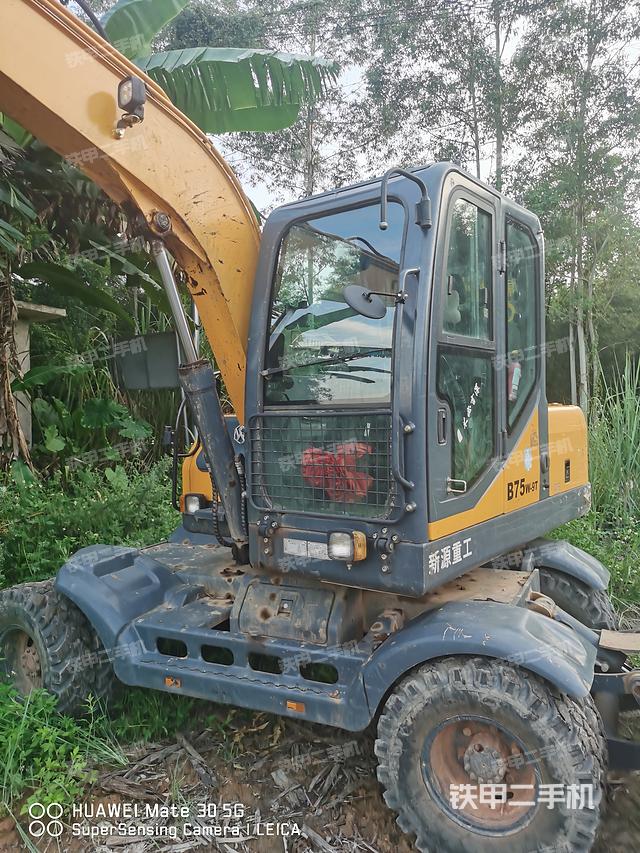 新源XYB75W-9挖掘机