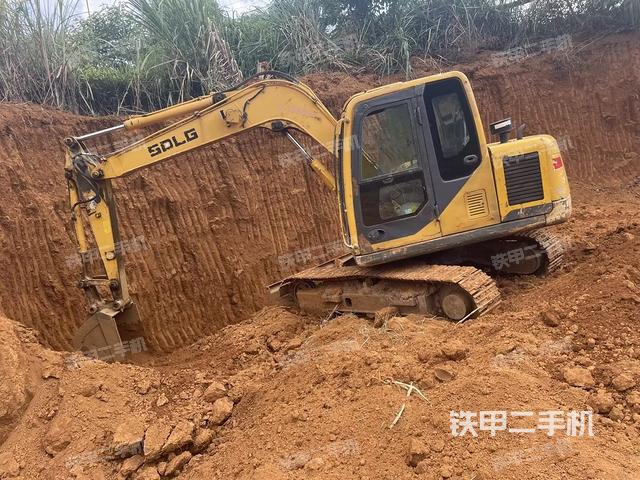山东临工LG685挖掘机