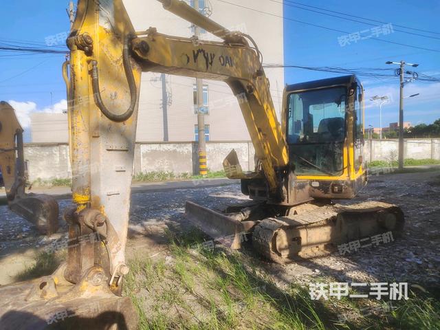 现代R60-7挖掘机