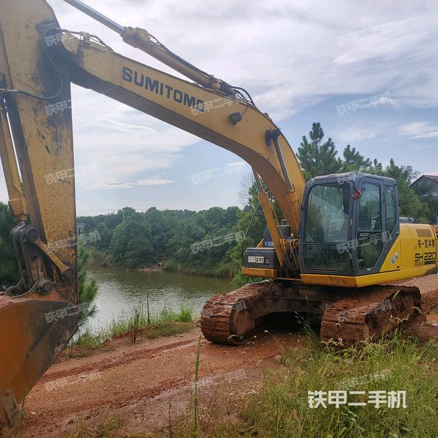 住友SH200-5挖掘机