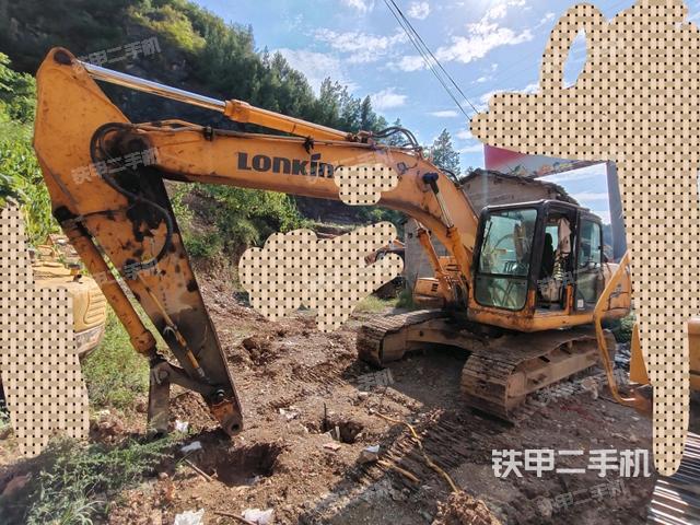 龙工LG6225挖掘机