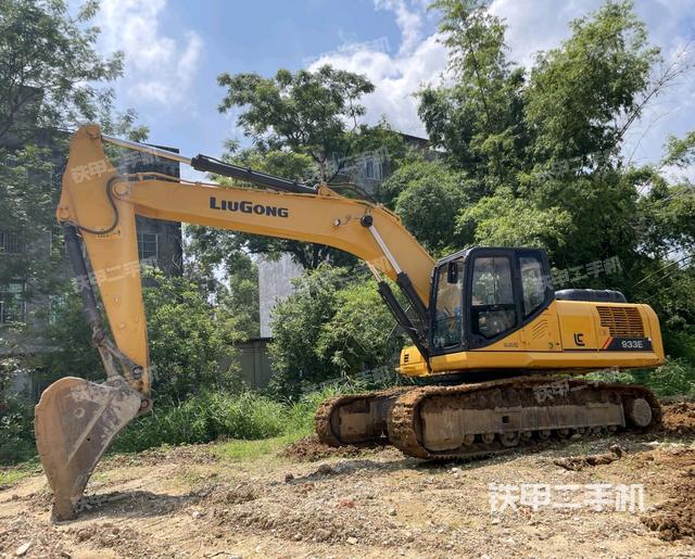 柳工CLG933E挖掘机