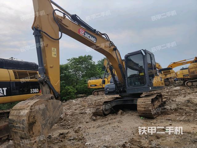 徐工XE135D挖掘机